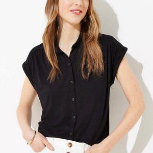NWT LOFT Black Knit Collared Button Down Short Sleeved Shirt - Size M